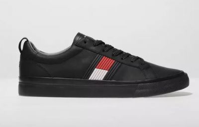 Męskie buty Tommy Hilfiger Black & Red Flag za £49.99