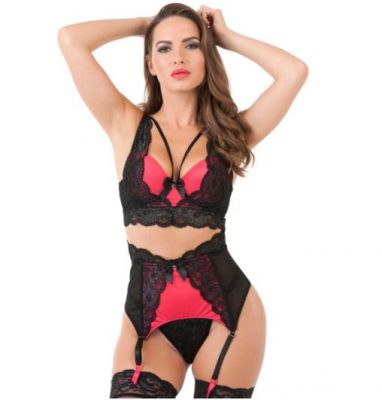 Komplet bielizny Lovehoney stanik + majtki + pas do pończoch za £12.00