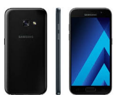 Samsung Galaxy A3 (2017) w abonamencie od £12.99