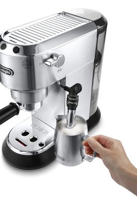 Ekspres do kawy Delonghi Dedica EC685.M za £119.99